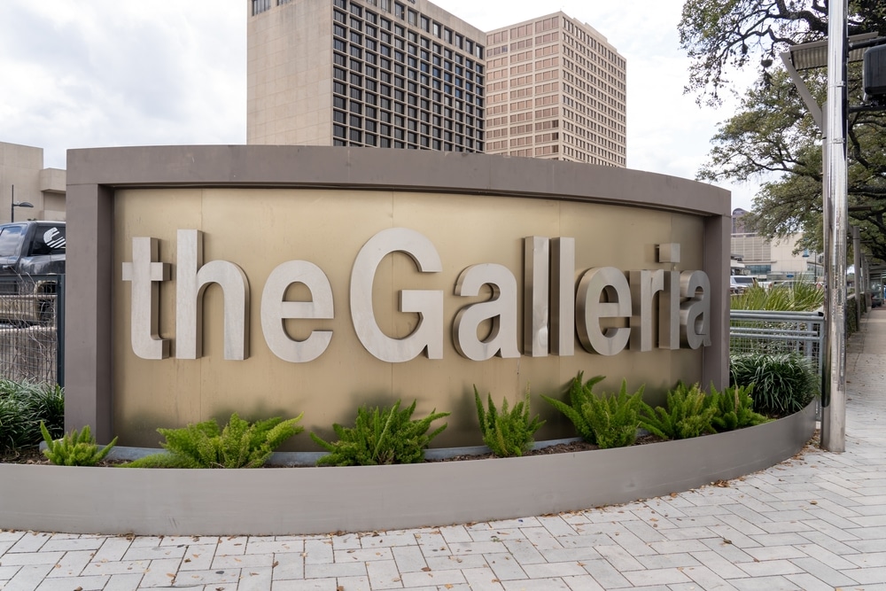 Houston,,Texas,,Usa,-,March,4,,2022:,Closeup,Of,Thegalleria